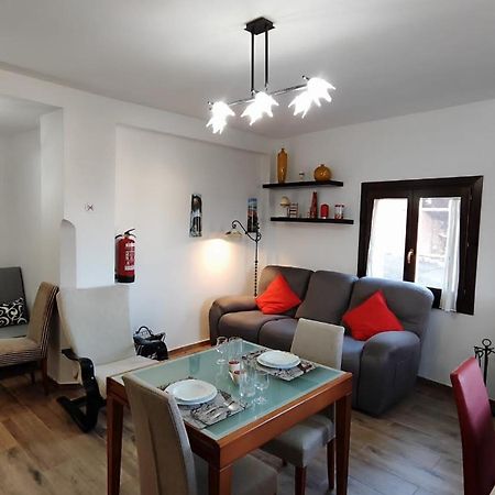 Cr Vista Alegre Villa Mazaleon ภายนอก รูปภาพ